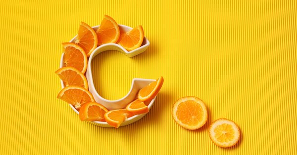 Vitamín C: Příběh dobrodružství a ochrany pro vaše zdraví