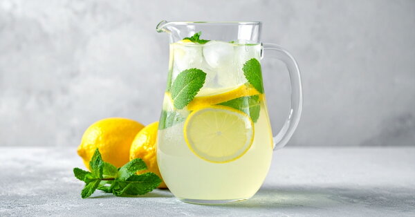 Citrusáda s rozmarýnem