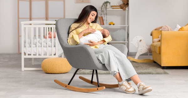 Výživa při kojení: co opravdu tělo potřebuje?